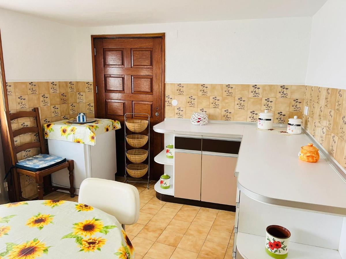 Hostel Golden Star Gião Esterno foto