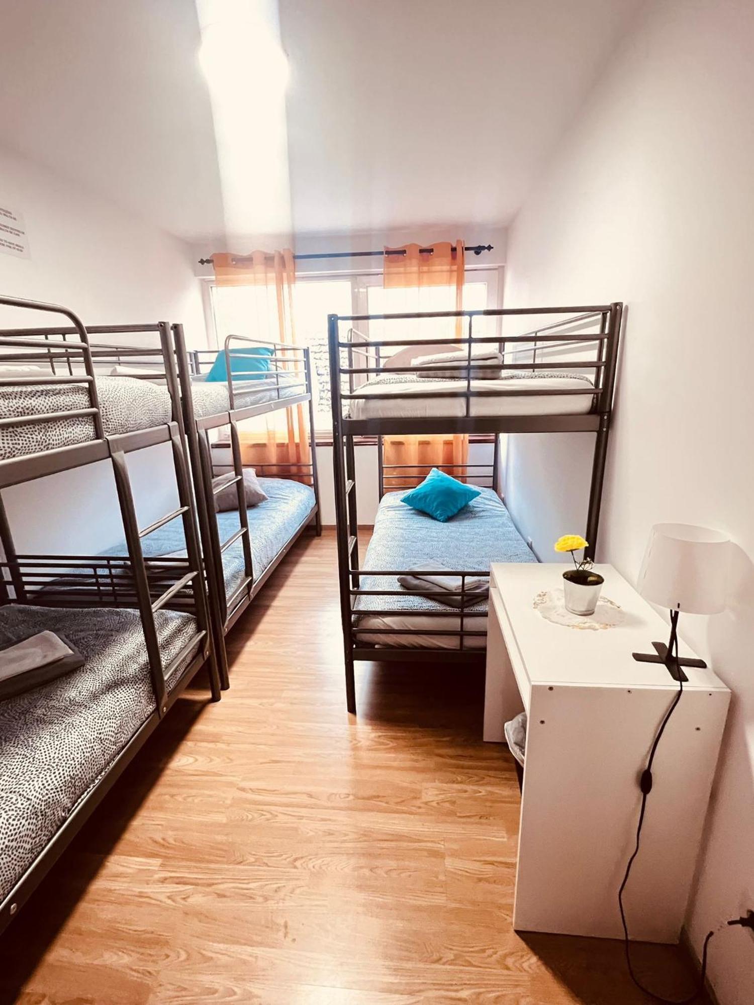 Hostel Golden Star Gião Esterno foto